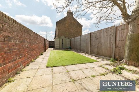 undefined, Pears Road, Hounslow