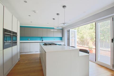 5 bedroom detached house for sale, Greenacre Park, Roos, Hull, East Riding Of Yorkshire, HU12 0GA