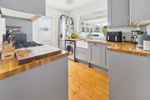 1 Benfield Close, Portslade, Brighton, BN41 2DD