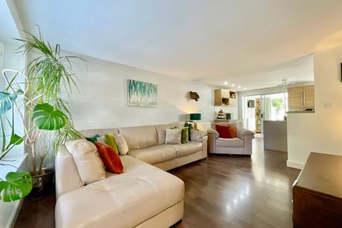 3 bedroom detached house for sale, Redwood Avenue, Stone, ST15