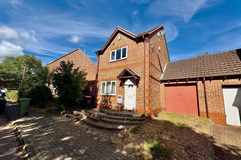 3 bedroom link detached house for sale, Lynmouth Crescent, Furzton, Milton Keynes, MK4