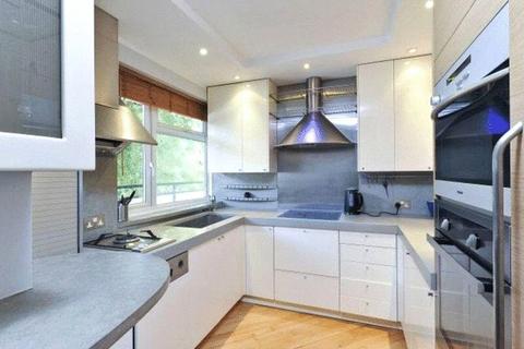 3 bedroom apartment to rent, Ethel Rankin Court, Landridge Road, Fulham, London, SW6