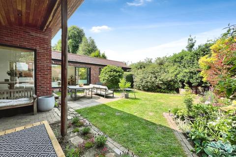 4 bedroom detached house for sale, The Paddock, Cottingham, HU16 4RA