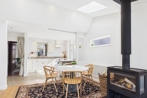 4 bedroom detached house for sale, The Paddock, Cottingham, HU16 4RA