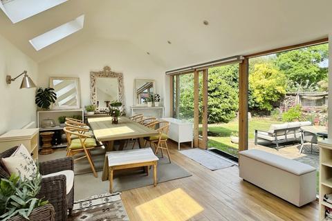 4 bedroom detached house for sale, The Paddock, Cottingham, HU16 4RA