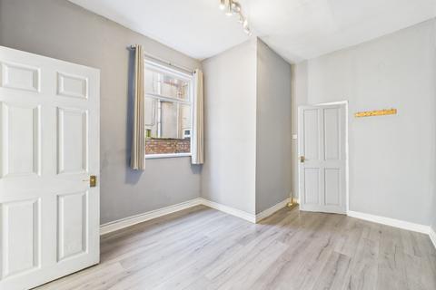 4 bedroom terraced house for sale, Albany Street, Hull, HU3 1PL