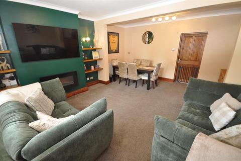 22 Millfield Road, Thorne, Doncaster, DN8 4DG