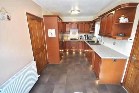 22 Millfield Road, Thorne, Doncaster, DN8 4DG