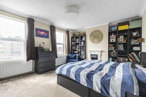 21 Cromwell Road, Feltham, TW13 5AS