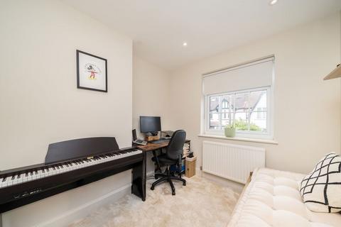 42 Westfield Road, Surbiton, KT6 4EL