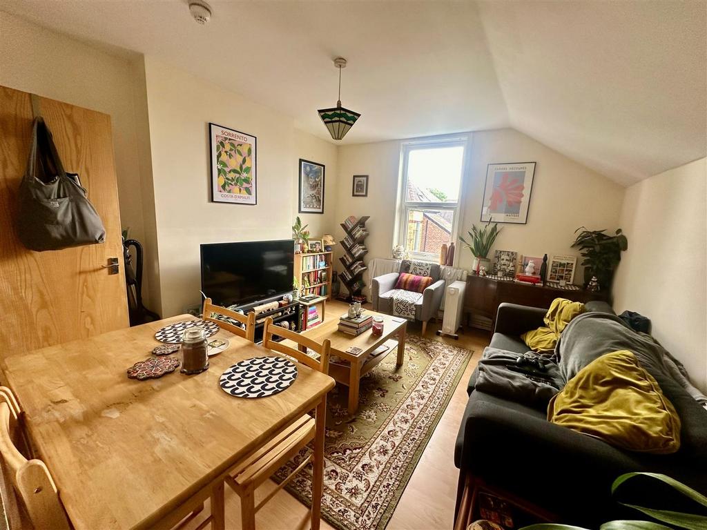 Apartment in Whalley Range - View 4