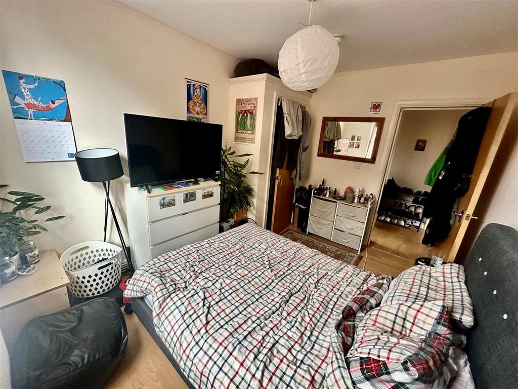 Apartment in Whalley Range - View 5