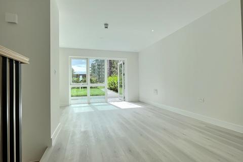 3 bedroom townhouse for sale, Ottley Drive, Blackheath, London, SE3