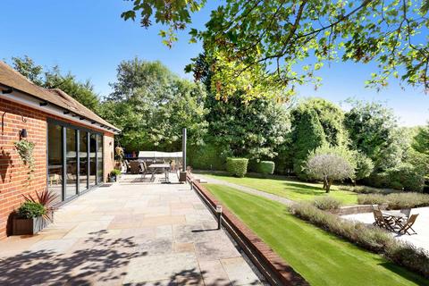4 bedroom bungalow for sale, Whitehouse Lane, Wooburn Green, Buckinghamshire, HP10