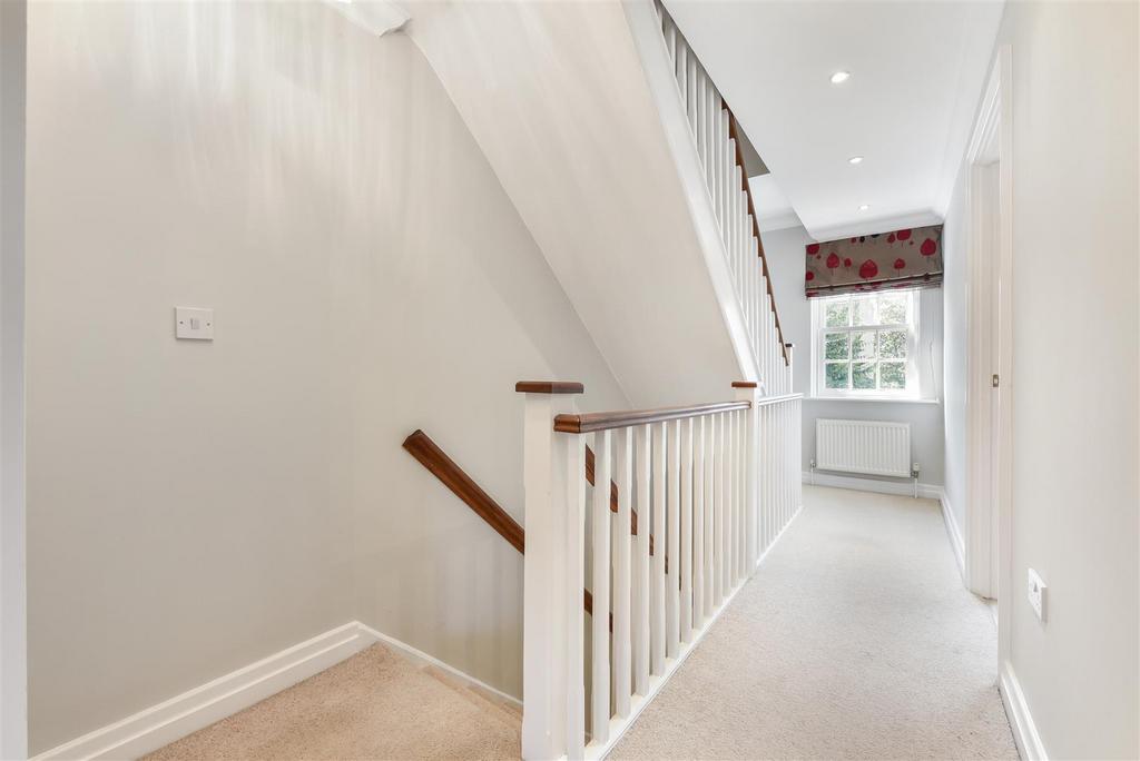 Sketch Ph8 6166585.jpg