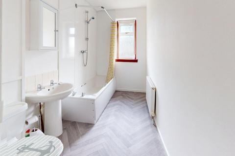 2 bedroom flat to rent, Brierfield Terrace, Cornhill, Aberdeen, AB16