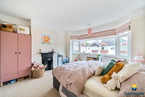 30 Beckingham Road, Guildford, GU2 8BT