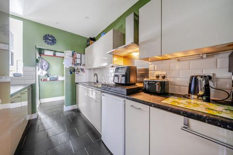 5 bedroom terraced house for sale, Queens Road, Hampshire PO2