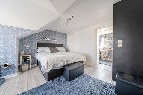 5 bedroom terraced house for sale, Queens Road, Hampshire PO2