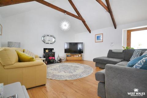 undefined, Newport Road, Lower Town, Fishguard