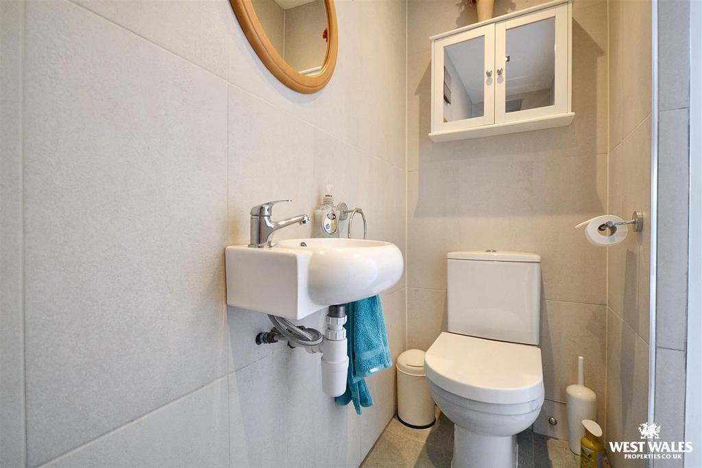 WC/Shower Room