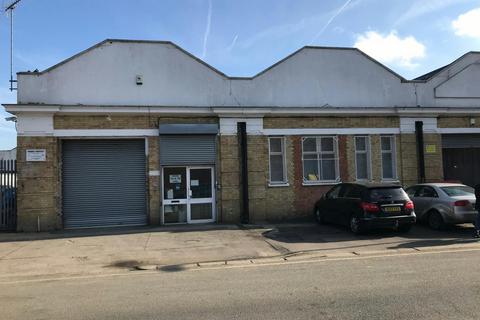 Warehouse to rent, West Rd London N17 0QT