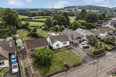 undefined, Heol Dowlais, Pontypridd CF38