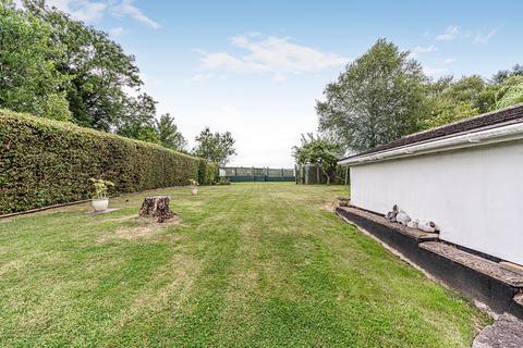 undefined, Heol Dowlais, Pontypridd CF38