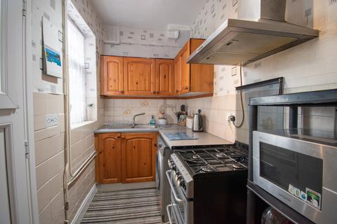 2 bedroom terraced house for sale, Lorraine Road, Aylestone