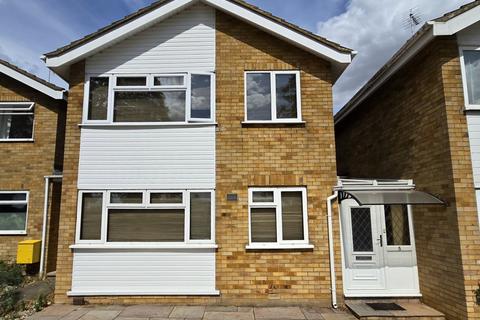 undefined, Slade Walk, Bedford, MK41