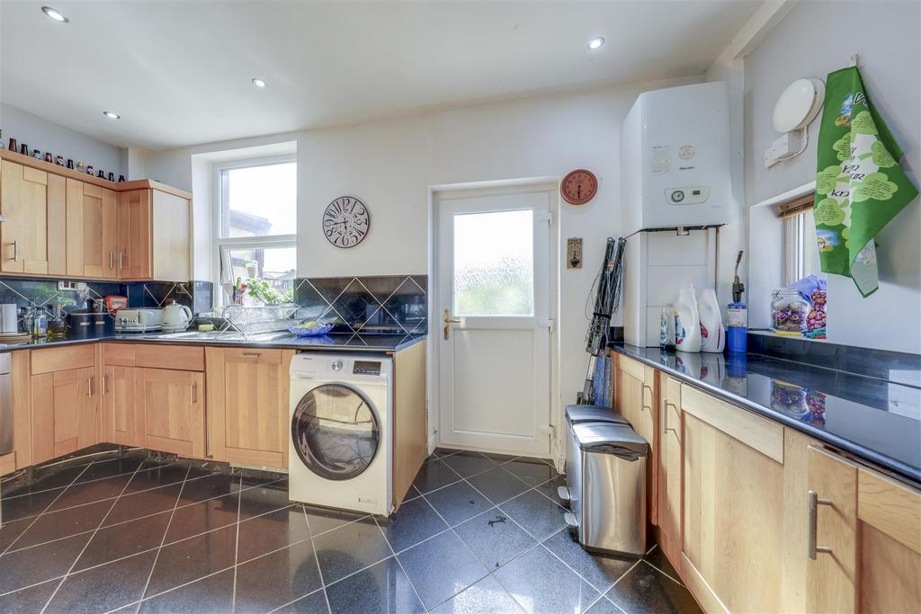 Kitchen Alt 2