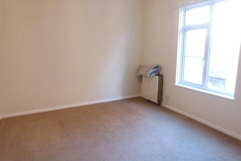 2 bedroom apartment to rent, Royal Court, Sidbury