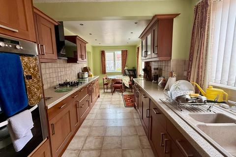 3 bedroom semi-detached bungalow for sale, Marples Avenue , Mansfield Woodhouse