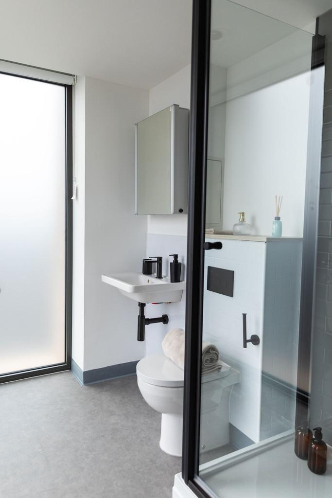Standard Studio (20)
