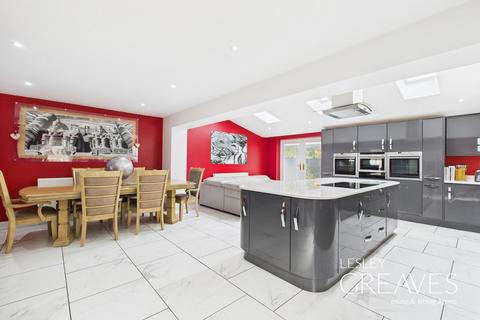 4 bedroom detached house for sale, Newgate Close, Carlton, Nottingham