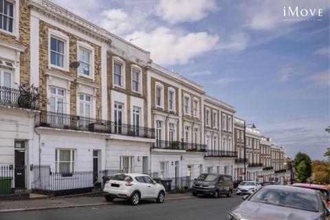 3 bedroom flat for sale, Gipsy Hill, London SE19