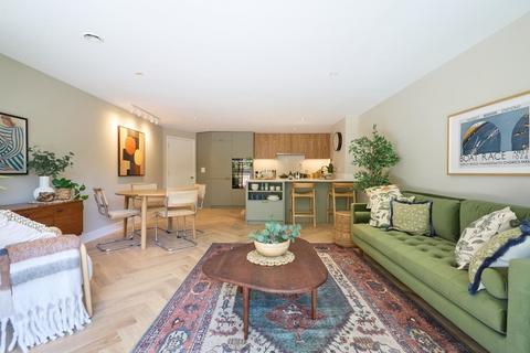 undefined, Hills Road, Cambridge CB2