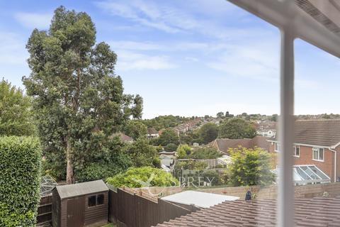 3 bedroom detached house for sale, Cedar Drive, Melton Mowbray LE13