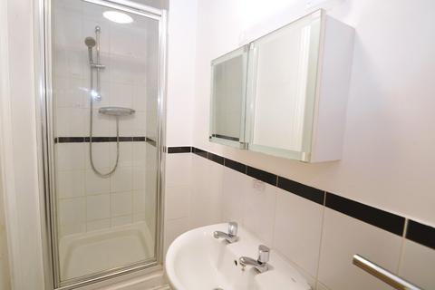 7 Hill View Drive, London, SE28 0LJ