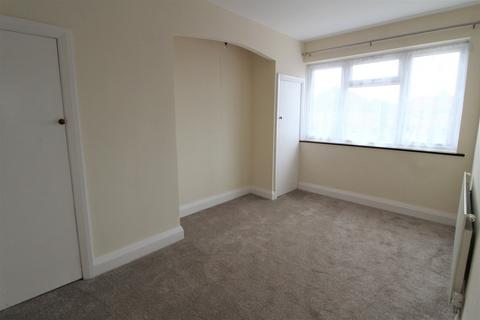 3 bedroom semi-detached house for sale, St. Laurence Close, Uxbridge