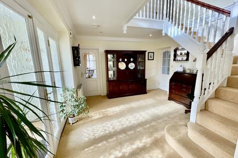 3 bedroom detached house for sale, Austendyke Road, Weston Hills