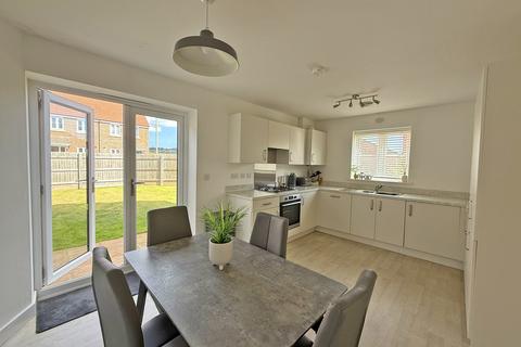 3 bedroom detached house for sale, Shetland Drive, Scarborough YO12