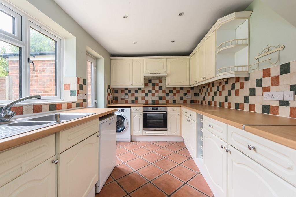 9 Winchester Way (6)