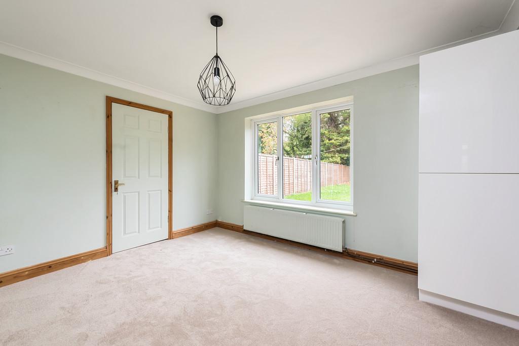 9 Winchester Way (4)