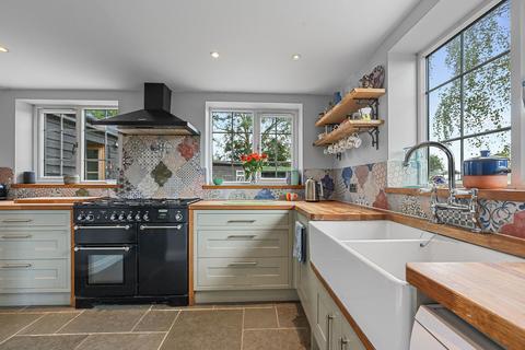 3 bedroom farm house for sale, Plains Road, Little Totham, Maldon