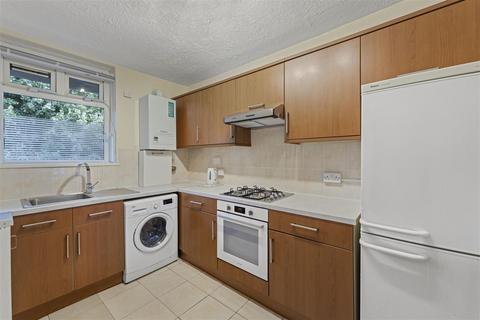 2 bedroom flat for sale, Sidney House, Old Ford Road, London
