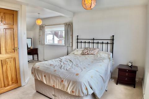 4 bedroom detached bungalow for sale, Hawthorn Drive, Pontllanfraith, NP12