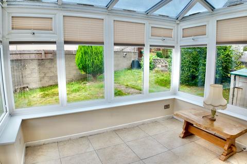 4 bedroom detached bungalow for sale, Hawthorn Drive, Pontllanfraith, NP12