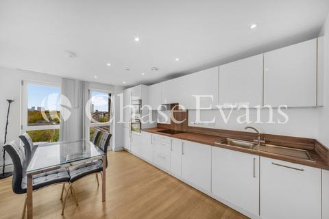 3 bedroom flat to rent, Ivy Point, No 1 The Avenue, 5 Hannaford Walk, Bow, E3