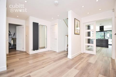 undefined, FIRST MONTHS RENT FREE, Millyard Crescent, BN2